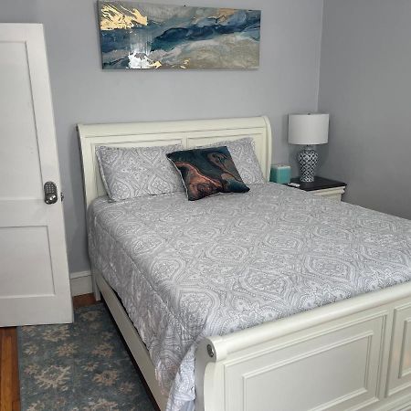 Boston Luxury Condo Style Rooms Экстерьер фото